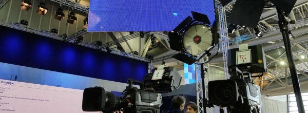 italian-quiz-show-2-shutterstock_1394920451